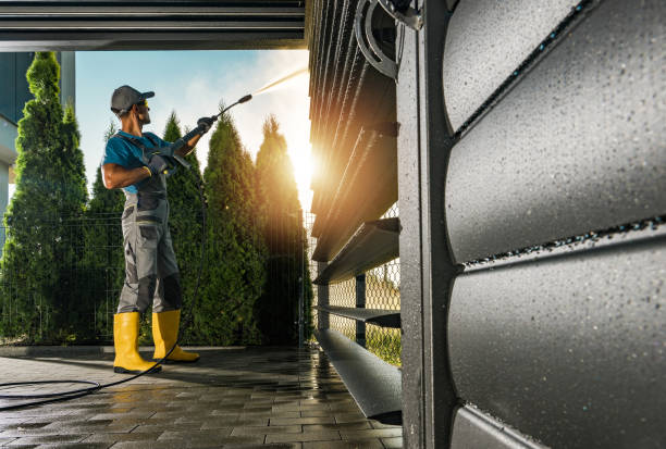 Best Commercial Building Pressure Washing  in Halfway House, PA